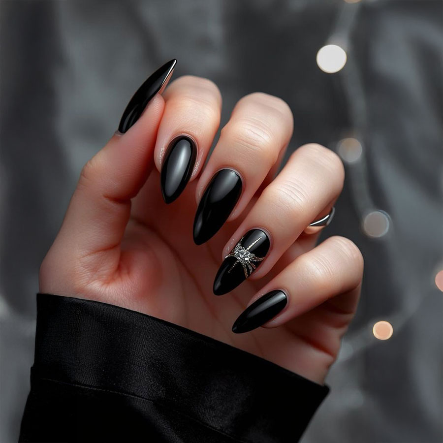 AROMA NAILS & SPA