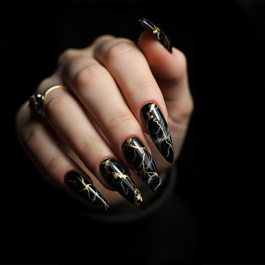 AROMA NAILS & SPA